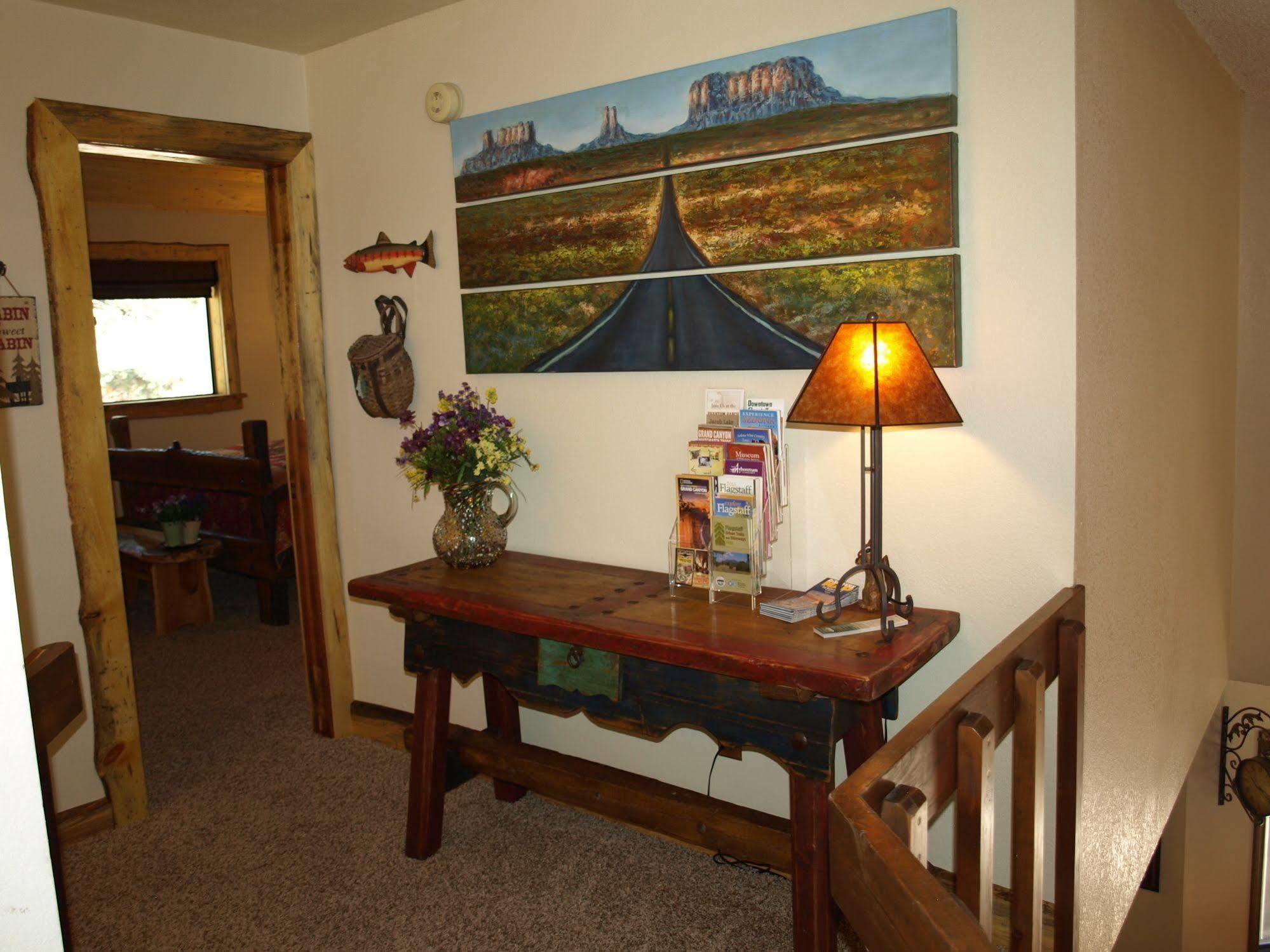 Whispering Pines Inn Flagstaff Exterior photo